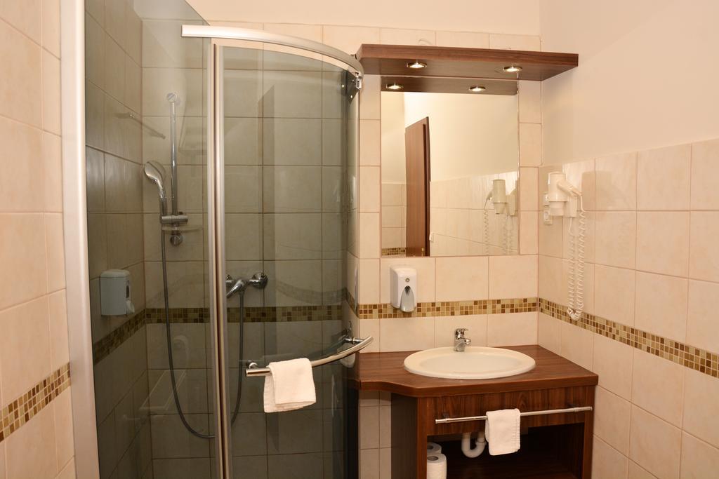 בודפשט Elit Hotel חדר תמונה